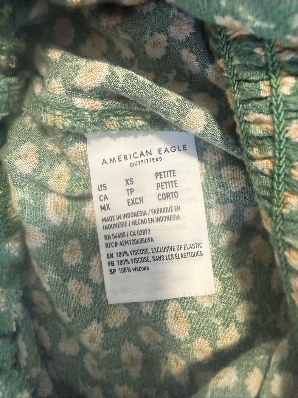 American Eagle Floral Jumpsuit XS Petite Green Wide Leg Smocked Waist - Picture 5 of 6